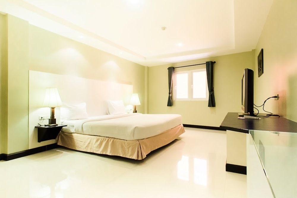 Fourteen Again Pattaya Exterior photo